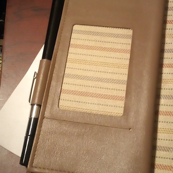 John Weitz LT Brown Checkbook Wallet - Picture 10 of 16